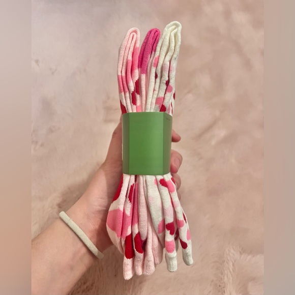 Kate Spade Heart Socks (3) - Picture 2 of 2
